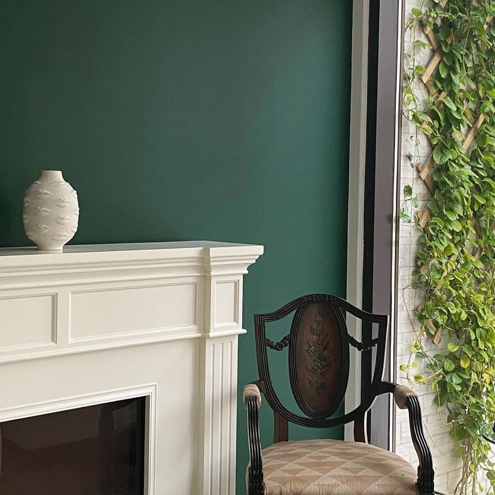 Benjamin Moore Hunter Green